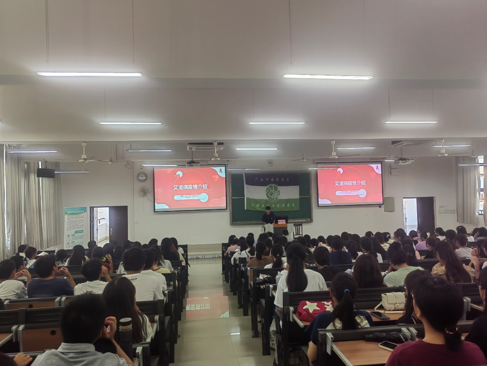 胡锦源医师做讲座