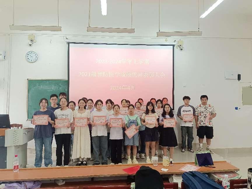 7f93769dd8583fdd70a3b9c68b2bb068