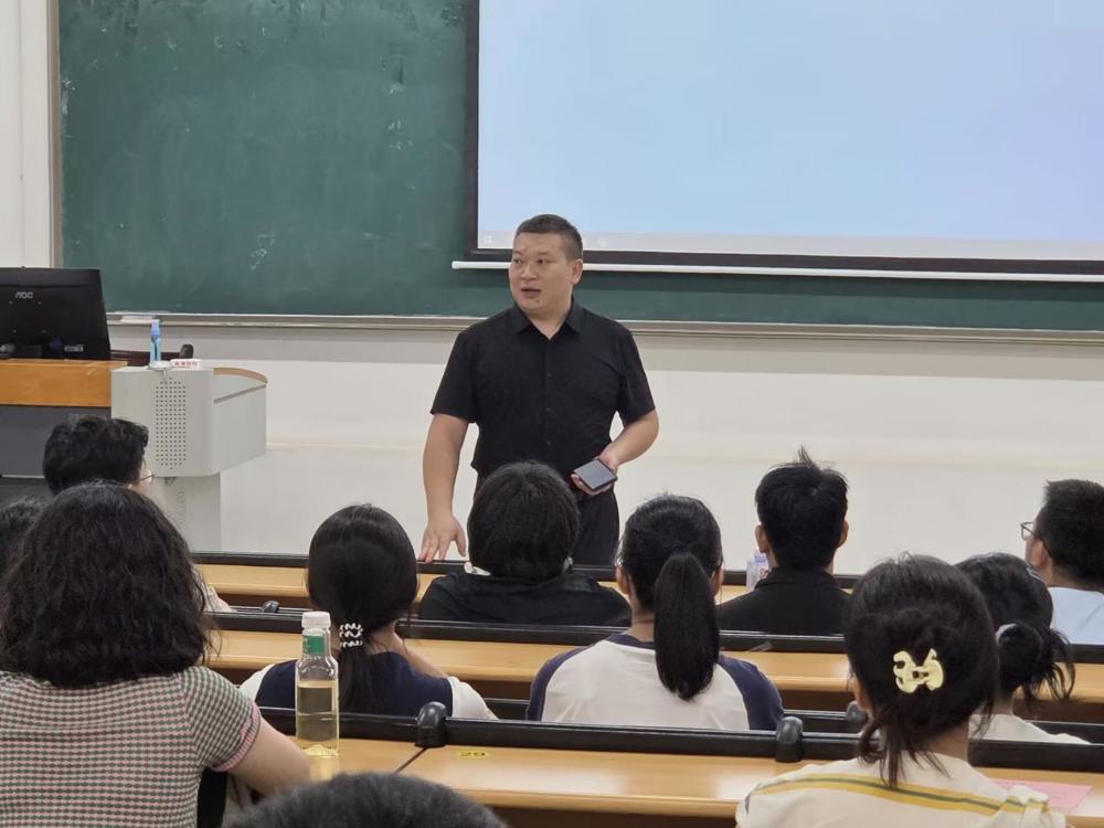 9531A476BA471B79847BE6538004E768