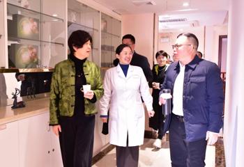 广西英华国际职业学院大健康与教育学院赴鸭脖交流