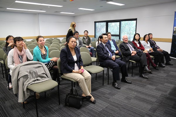 博士生课题研究专题汇报会