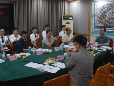 鸭脖2022届硕士研究生毕业论文答辩会