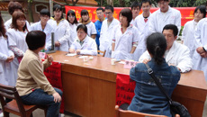 雷锋精神 四月再续——基础医学院开展学雷锋系列活动