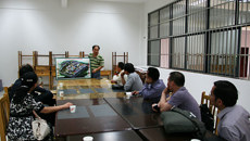 右江民族医学院考察团到鸭脖参观交流