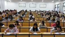 2016年广西大学生“预防艾滋，你我同行”防艾知识竞赛在鸭脖圆满落幕