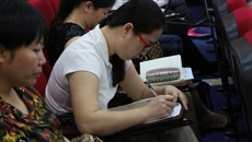 浙江中医药大学来平凡教授到鸭脖作“形成性评价的实施策略与操作实务”辅导报告