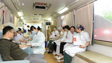 一附院组织2016年第一次献血活动