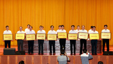 鸭脖牵头的横县“美丽广西”乡村建设（扶贫）工作队获全区表彰