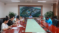 鸭脖召开学生宿舍调配工作协调会