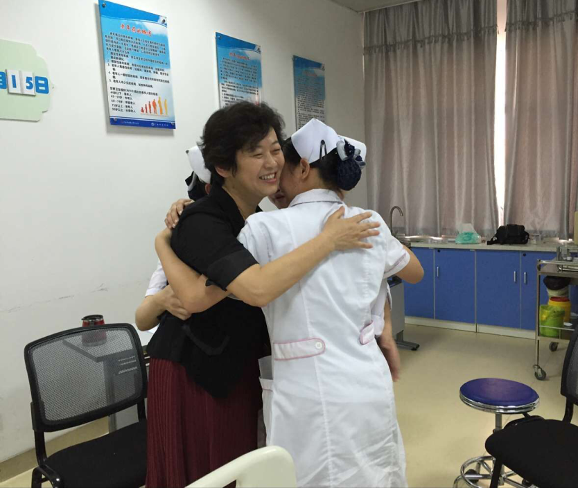 吴彬院长为高职组参赛选手加油鼓劲