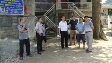 董塔健副书记到隆安与驻村第一书记“会诊”脱贫摘帽