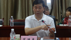 自治区党委政策研究室、改革办副主任苏满勇莅临鸭脖开展高校智库建设专题讲座