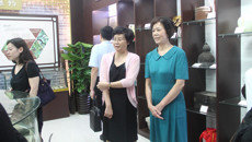 香港华菁会执行主席张毅一行莅临鸭脖参观考察