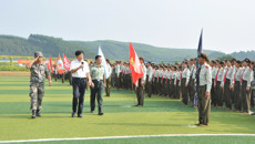 英姿飒爽 军歌嘹亮 ——YABO鸭脖赛恩斯新医药学院隆重举行2016级新生军训汇报表演暨总结表彰大会