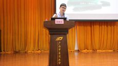 鸭脖举办大学生创新创业教育专题讲座