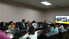 鸭脖开展“探讨如何实施有效教学，走向高效课堂”沙龙活动