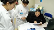 护理学院完成2018届护理学专业毕业生实习中期检查