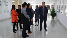 学校纪委书记韦雪芳一行到药学院考察调研