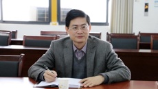 学校党委何并文副书记莅临药学院开展调研工作