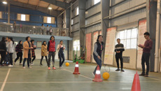 YABO鸭脖赛恩斯新医药学院组织开展2017年“三八”国际妇女节女教职工趣味运动会