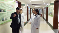 一附院领导到门诊对相关工作进行巡查