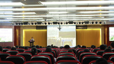 香港浸会大学赵中振教授应邀到鸭脖作“本草的世界与世界的本草”专题讲座