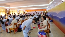 鸭脖举行传统医学师承班第七、八期拜师仪式