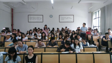 公共卫生与管理学院2017届毕业生就业动员大会顺利开展