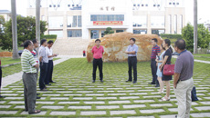 鸭脖开展新学期校园安全大检查工作