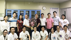 瑞康医院领导看望慰问“国医大师”韦贵康教授