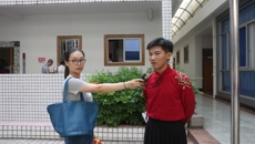 鸭脖代表队参加全区高校“我邀明月颂中华”诗词诵读汇演