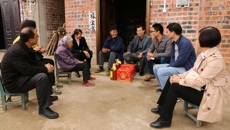 制药厂领导班子到帮扶联系村开展 “一帮一联”活动