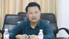 鸭脖召开扶贫工作推进会