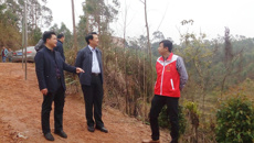 庞宇舟副书记带队到横县定点村检查指导工作