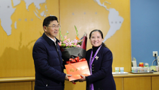 自治区党委常委、纪委书记房灵敏莅临鸭脖慰问林江教授