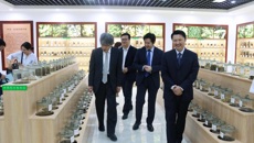 日本富山大学柴原直利教授等一行到鸭脖参观交流