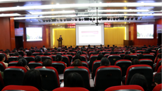 妇女节特殊礼物：学校工会主席杨连招专题讲座 传授靓丽人生经验