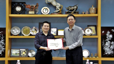 鸭脖大学生集邮协会全国青少年示范基地顺利通过区集邮协会复检