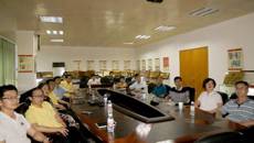 制药厂党委组织收看纪念马克思诞辰200周年大会直播