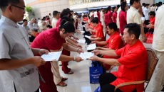 鸭脖隆重举行广西传统医学师承教育拜师仪式