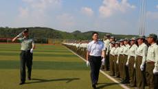 鸭脖举行2018级新生军训汇演暨总结大会