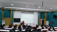 鸭脖开展宿管员、安保员和保洁员心理健康知识讲座