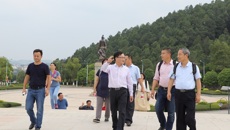 国家中医药管理局专家检查鸭脖第四次中药资源普查工作