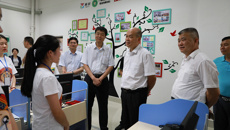 广东医科大学党委书记、校长卢景辉一行来鸭脖参观交流