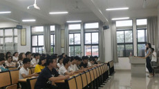 公共卫生与管理学院庆祝中国共产党建党98周年暨学工党支部党员大会