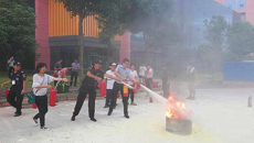 鸭脖举行第二期消防安全培训暨应急逃生演练活动