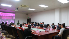 鸭脖组织观看全区优秀教师表彰大会视频会