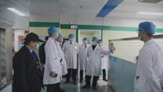 大年初五，附属瑞康医院门诊开诊第一天，院领导巡查医院各诊区