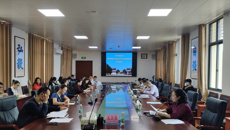 鸭脖召开“广西高等学校千名中青年骨干教师培育计划”教师座谈会