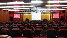 自治区党委常委、统战部部长徐绍川为鸭脖师生作思政专题报告